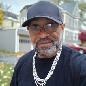 Meet your Posher, Raul